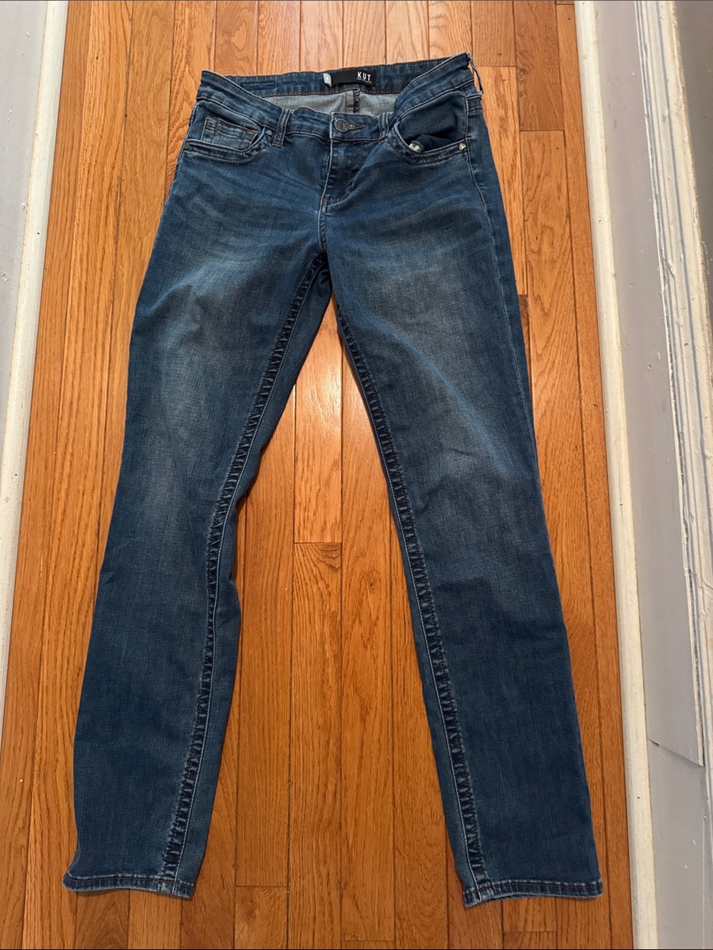 Kut from the Kloth Mid to Dark Blue Jeans